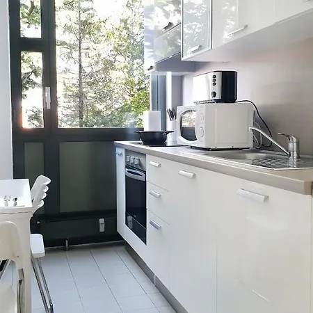 Apartment Boomerang *
